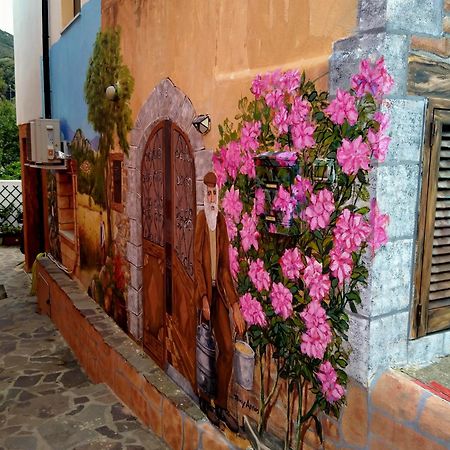 Sotza'S Little House Villa Padru Luaran gambar